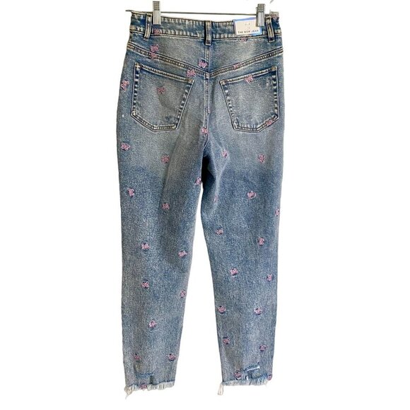 Tinseltown Hi Rise Mom Jeans Distressed Style with Butterflies Size 7 NEW NWT - Picture 2 of 11